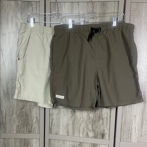 Bundle of Columbia Nylon Shorts Men's M